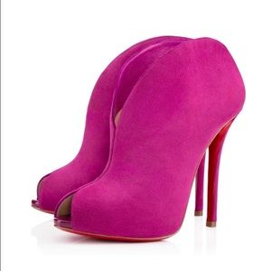 Christian Louboutins Chester Fille suede booties